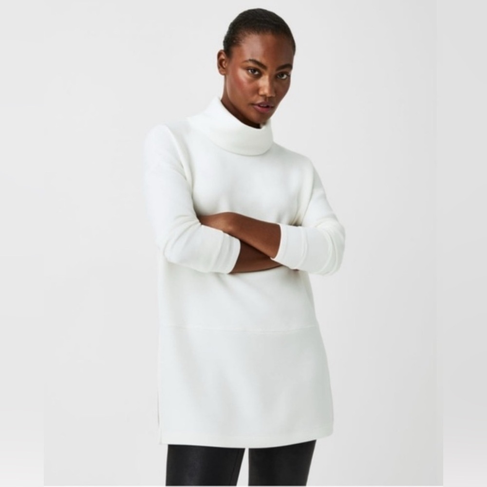 NWT! Spanx AirEssentials Turtleneck Tunic​